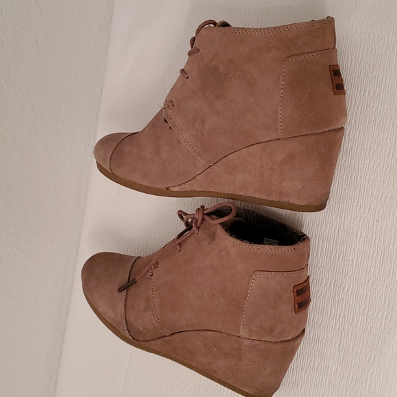 Toms Suede wedges Booties Size 7.5 - Picture 6 of 11